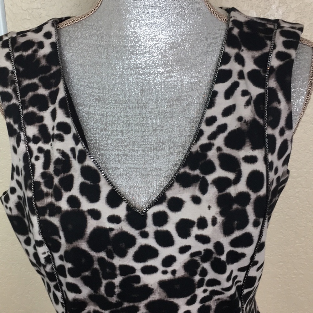 Jennifer Lopez leopard print dress